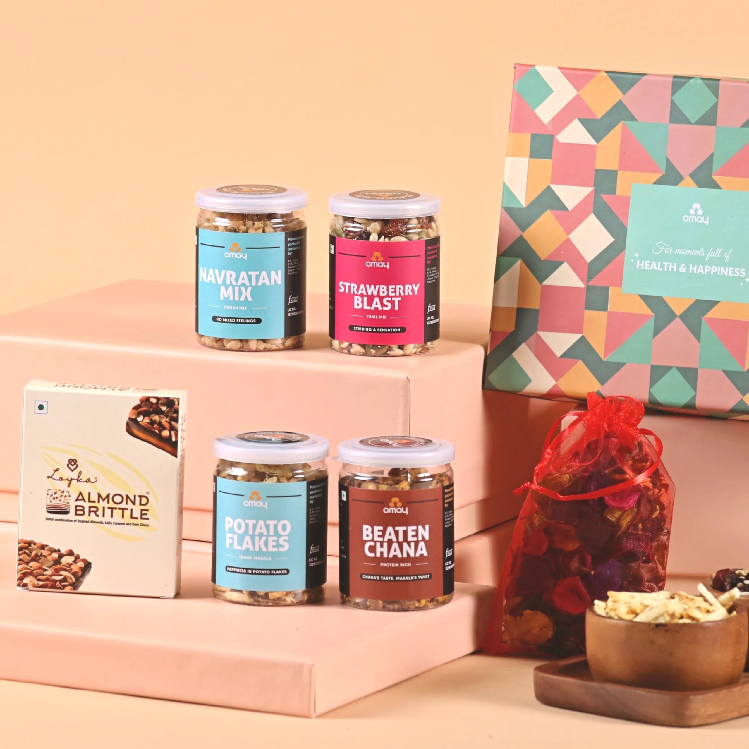 Omay Foods 6 Pcs Wonderful Delights Healthy Gift Hamper | Snacks, Chocolate & Potpourri | Corporate Gift for Clients & Employees | Birthday, Anniversary, Mom-to-Be & Baby Shower | Oil-Free - Image 3